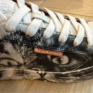 Tory Burch Ladybug Cat Limited Edition Leather . Animal Sneakers 7.5